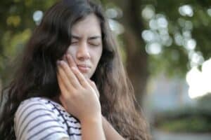 Natural Remedies for Toothache Relief